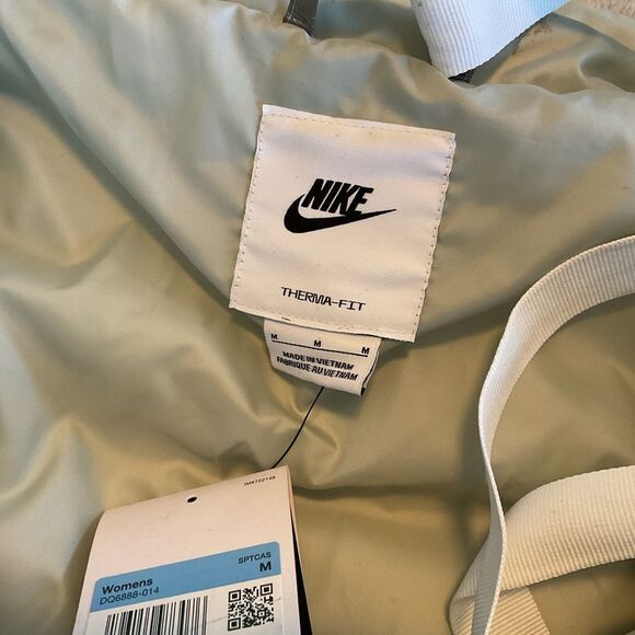 Nike Women's Therma-Fit Synthetic Fill Gray Shine Puffer Jacket Size M - Picture 3 of 6